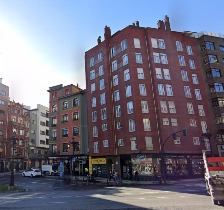 Atico Salesas Apartment Oviedo Luaran gambar